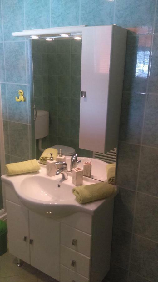 Apartment Petrovic Slunj Buitenkant foto